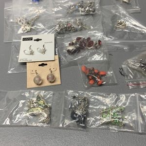 A lot of jewelry earrings
